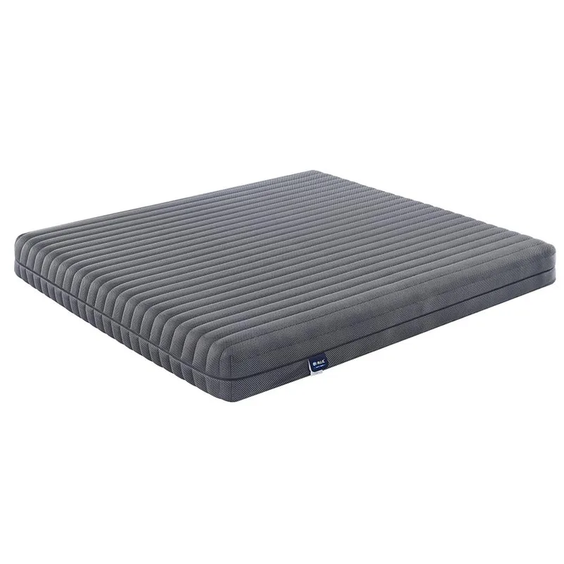 مرتبة إسفنجية عالية الكثافة قابلة للتنفس